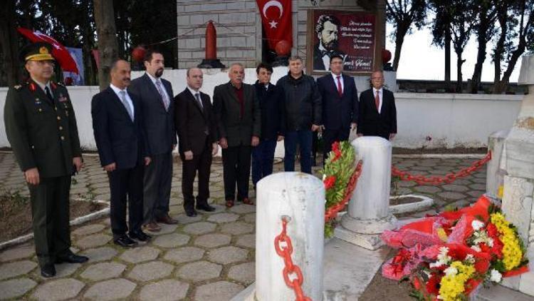 Namık Kemal mezarı başında anıldı