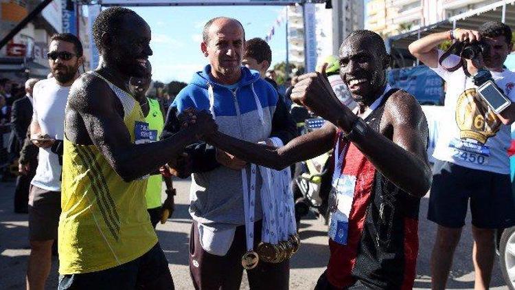 Mersin maratonunda zafer Ahouchar ve Chepchirichirin