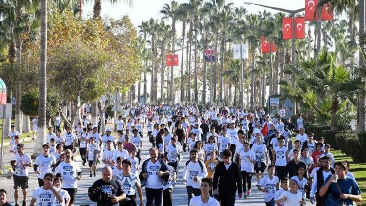 Uluslararası Mersin Maratonu tamamlandı (EK FOTOĞRAFLAR)