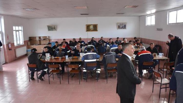 Sorgun Belediye Başkanı Ahmet Şimşek, madencileri ziyaret etti
