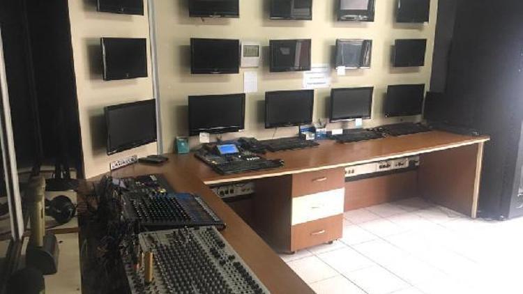Rizede Türksata borcunu ödeyemeyen televizyonun yayını durduruldu