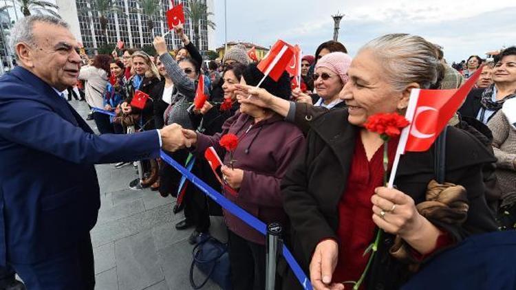 Kadın haklarına davullu kutlama