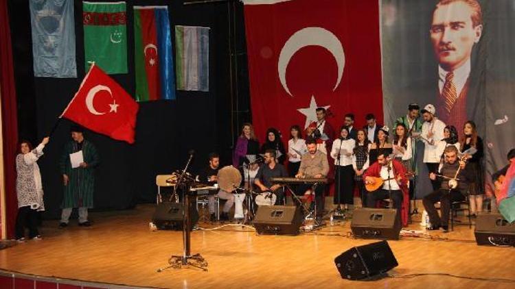Türkistandan Tunaya Türk Dünyası müzikleri konseri beğeni topladı