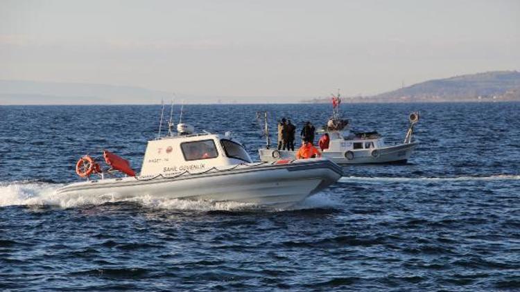 Feribot, balıkçı teknesine çarptı: 1 kayıp