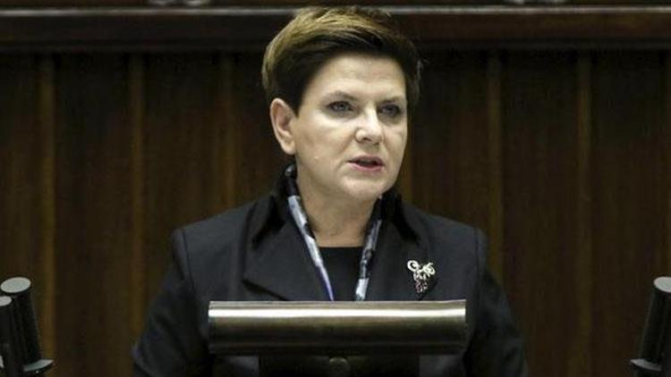 Polonya Başbakanı Beata Szydlo istifa etti