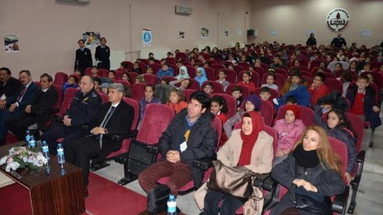 Niğde’de öğrencilere trafik eğitimi