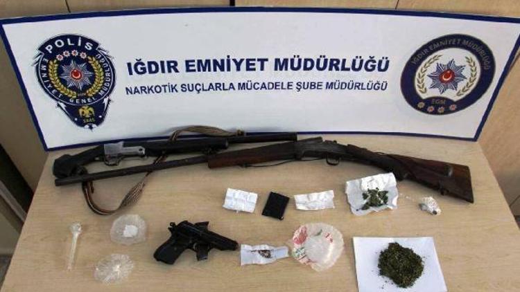 Iğdır polisinden torbacı operasyonu: 10 tutuklama