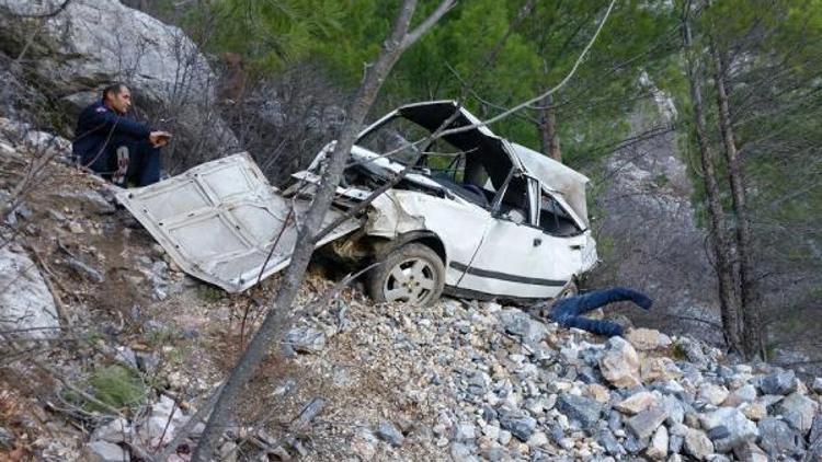 Cezaevinden çıktı, avukatıyla kazada öldü