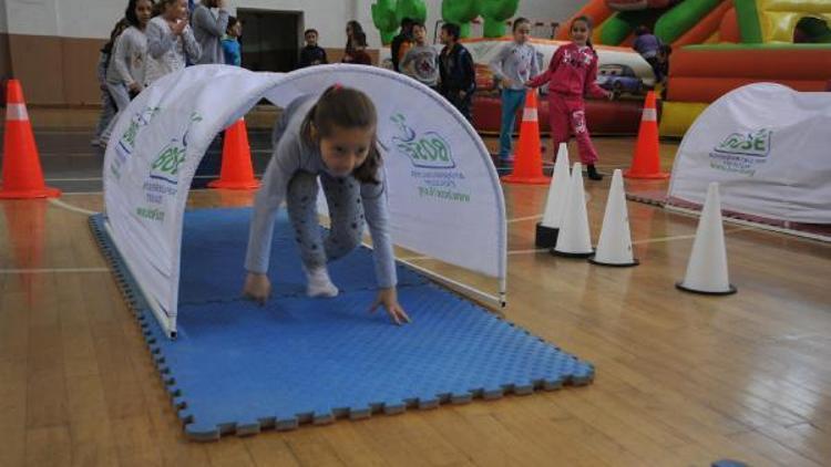 Büyükşehir Okul Sporları Şenliği Orhangazide yapıldı