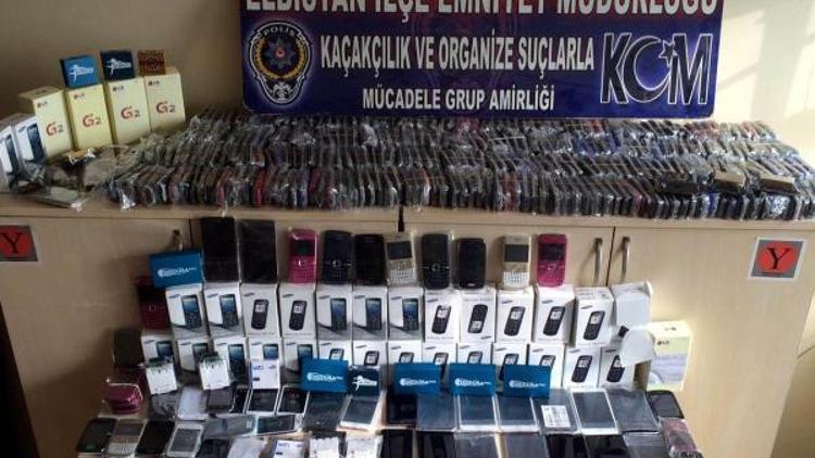 Afşinde 431 kaçak cep telefonu ele geçirildi