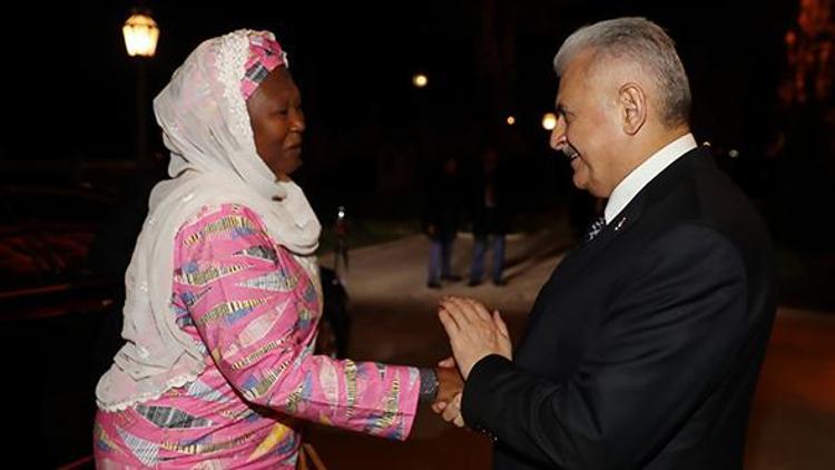 Başbakan Yıldırım, Gambiya Cumhurbaşkanı Yardımcısı Fatouma ile görüştü