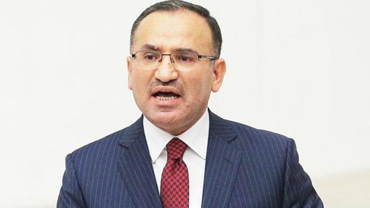 Bozdağ: Zarrab baskılandı iftiracı olmaya zorlandı