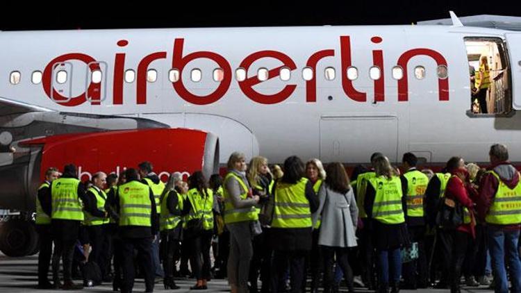 AB’den Easyjet’e Air Berlin izni çıktı