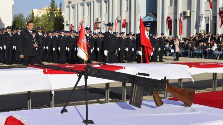 Polis Okulunda mezuniyet coşkusu