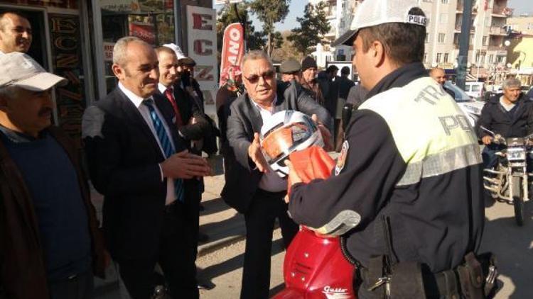 Motosiklet kullanıcılarına ücretsiz kask