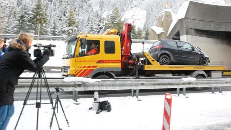 İsviçre’de tünelde kaza: 2 ölü, 4 yaralı