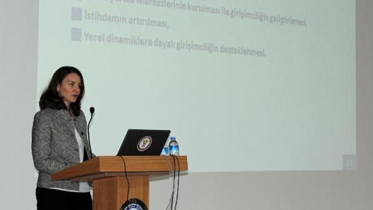 Afyon MYOda girişimcilik anlatıldı