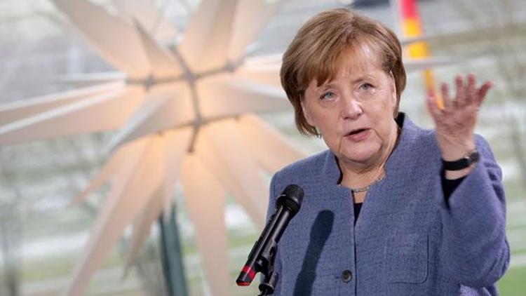 İsrail’den ‘Merkel’e ‘Niye tanımadın’ eleştirisi