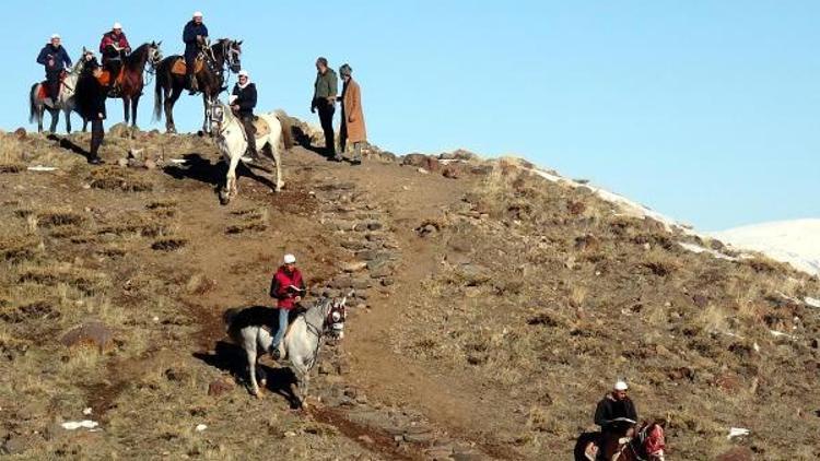 Erzurumda atlı hafızlar, 485inci Binbir Hatimi başlattı