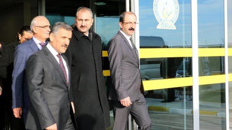 Adalet Bakanı Gül, Samsun’da
