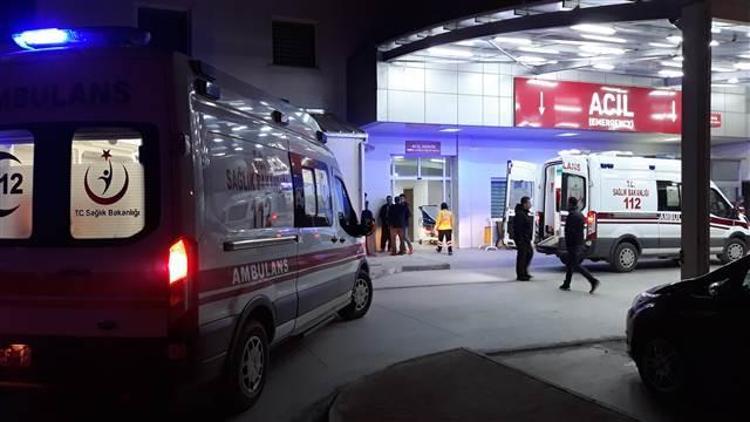 Adanada silahlı ve sopalı kavga: 8 yaralı