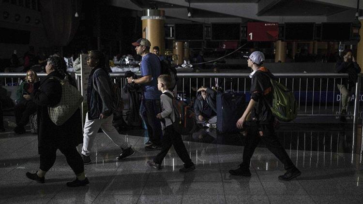 Atlanta Havalimanında elektrikler kesildi: Binlerce yolcu mahsur