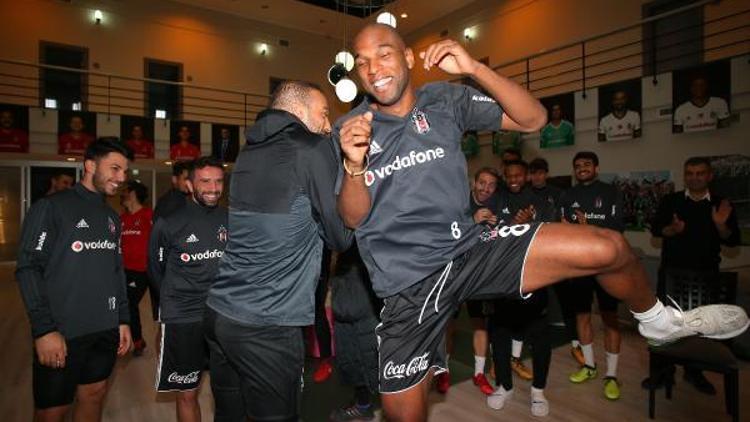 Beşiktaşta Talisca antrenmanı yarıda bıraktı