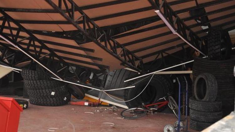 Lastik atölyesinde çatı çöktü: 1 yaralı