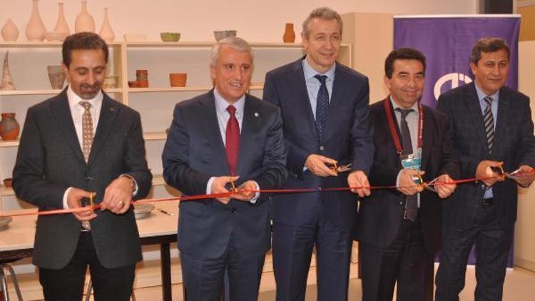 Anadolu Üniversitesinin Matematik ve Seramik atölyeleri açıldı