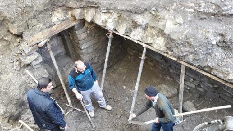 Kepçe operatörü yeraltı şehrini ortaya çıkardı