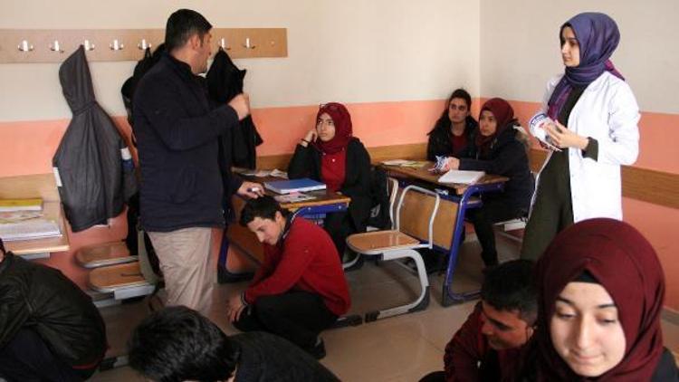 Van Büyükşehir Belediyesi 6 bin öğrenciye deprem eğitimi verdi
