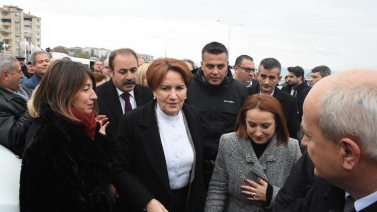 Akşener: Bunların her bir yeri rüşvet, her bir yeri talan