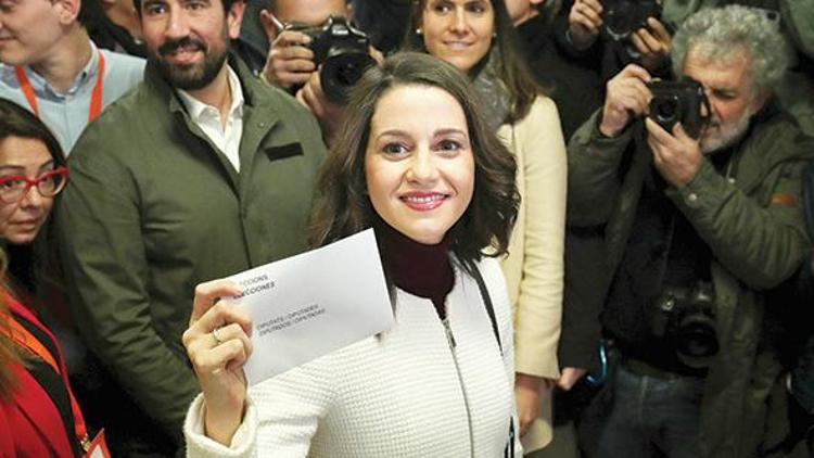 Katalonya’da referandum gibi seçim