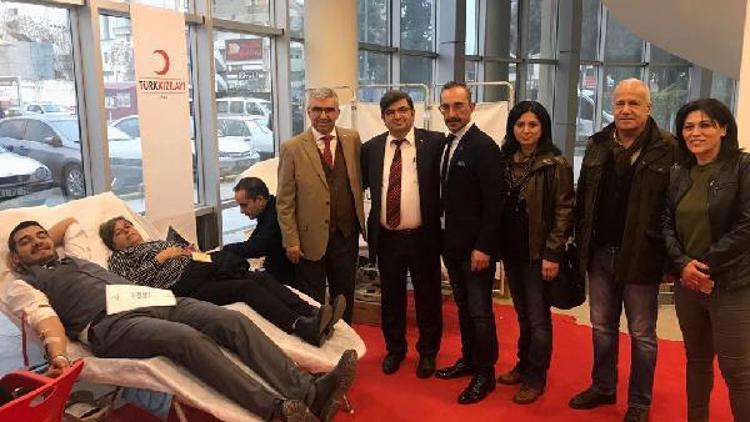 Pir Sultan Abdal Kültür Derneği, kan ve kök hücre bağışladı