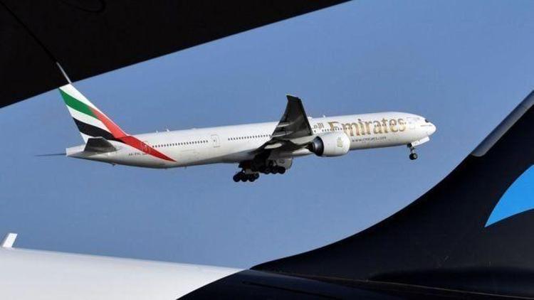 Tunuslu kadınlara ayrımcılık yapmakla suçlanan Emirates Havayoluna yasak