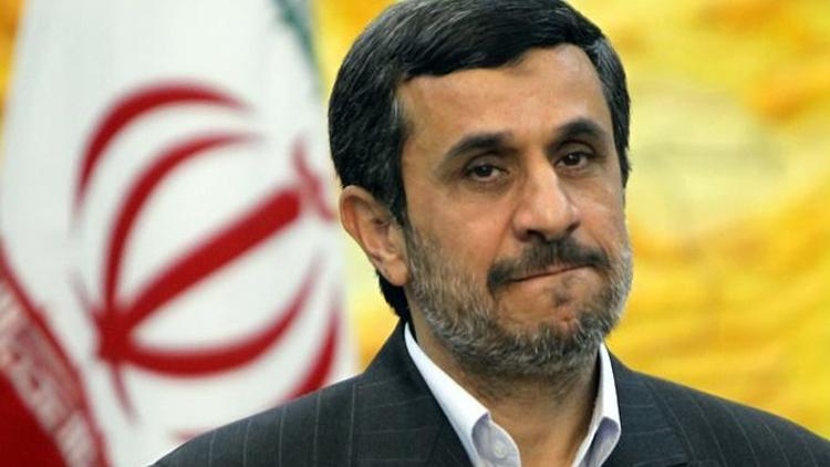 İranda Ahmedinejad resti