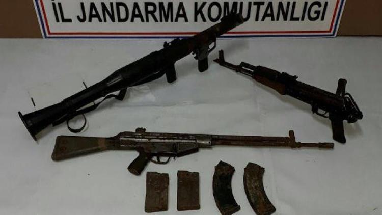 Tuncelide PKKnın kış sığınak ve barınaklarına operasyon