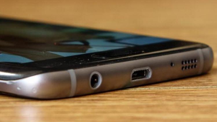 Galaxy S9da kulaklık girişi olacak mı