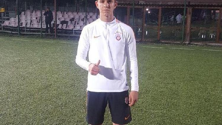 Aydınlı genç futbolcu Galatasarayda