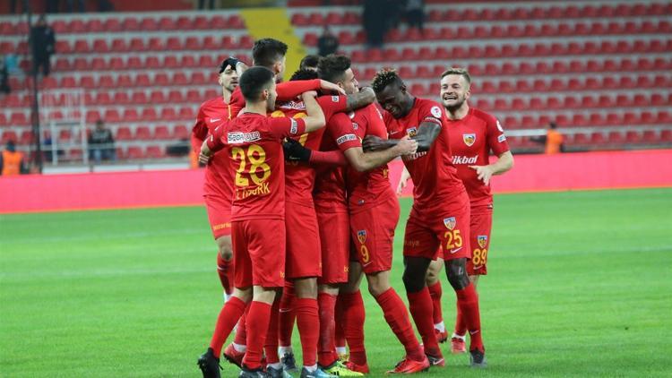 Kayserispor ikinci yarı açıldı