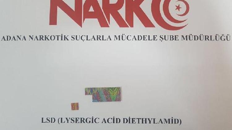 Adanada ilk kez LSD emdirilmiş pul ele geçirildi