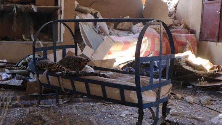 Esed rejimine ait uçak ve helikopterler İdlibe hava saldırılarını son günlerde arttırdı