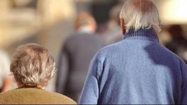 Araştırma: Düzenli olarak evden çıkan yaşlılar daha uzun yaşayabilir