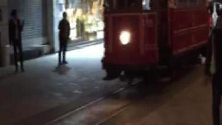 Nostaljik tramvay 1 yıl sonra İstiklal Caddesinde