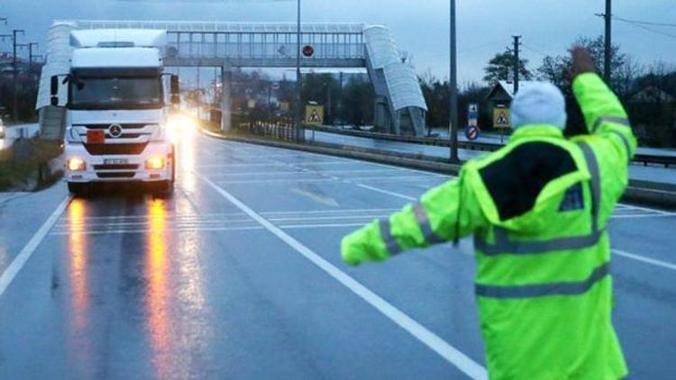 İstanbullular dikkat Yasak bu sabah 08.00den itibaren başladı