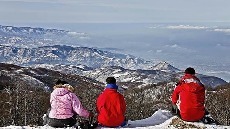 Karlar düşer, düşer düşer snowboard yaparım