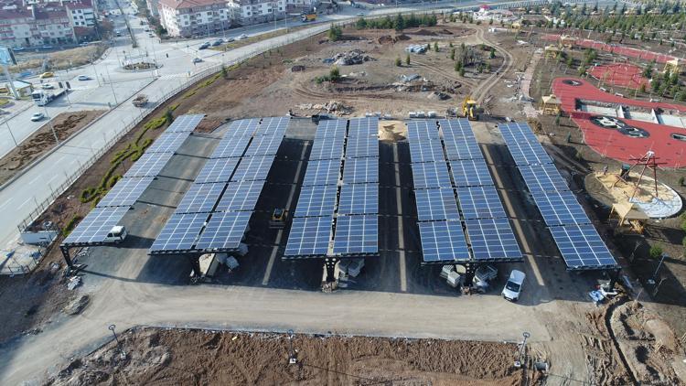 Şehir Parkı’nın  enerjisi güneşten