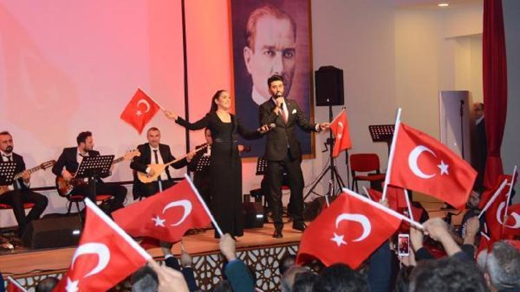 Kahramanlık türküler şehitler için seslendirildi