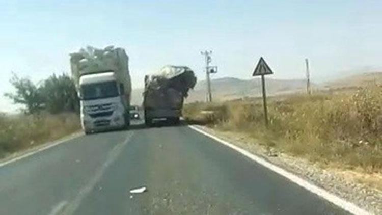 Aşırı yük taşıyan kamyon tehlike saçtı