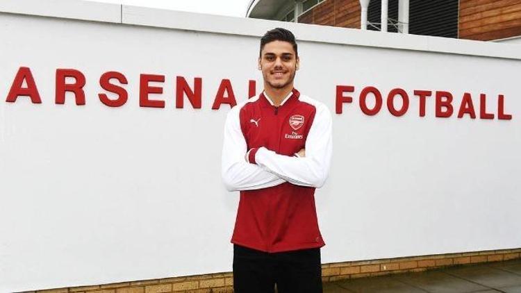 Arsenal genç savunma oyuncusunu transfer etti